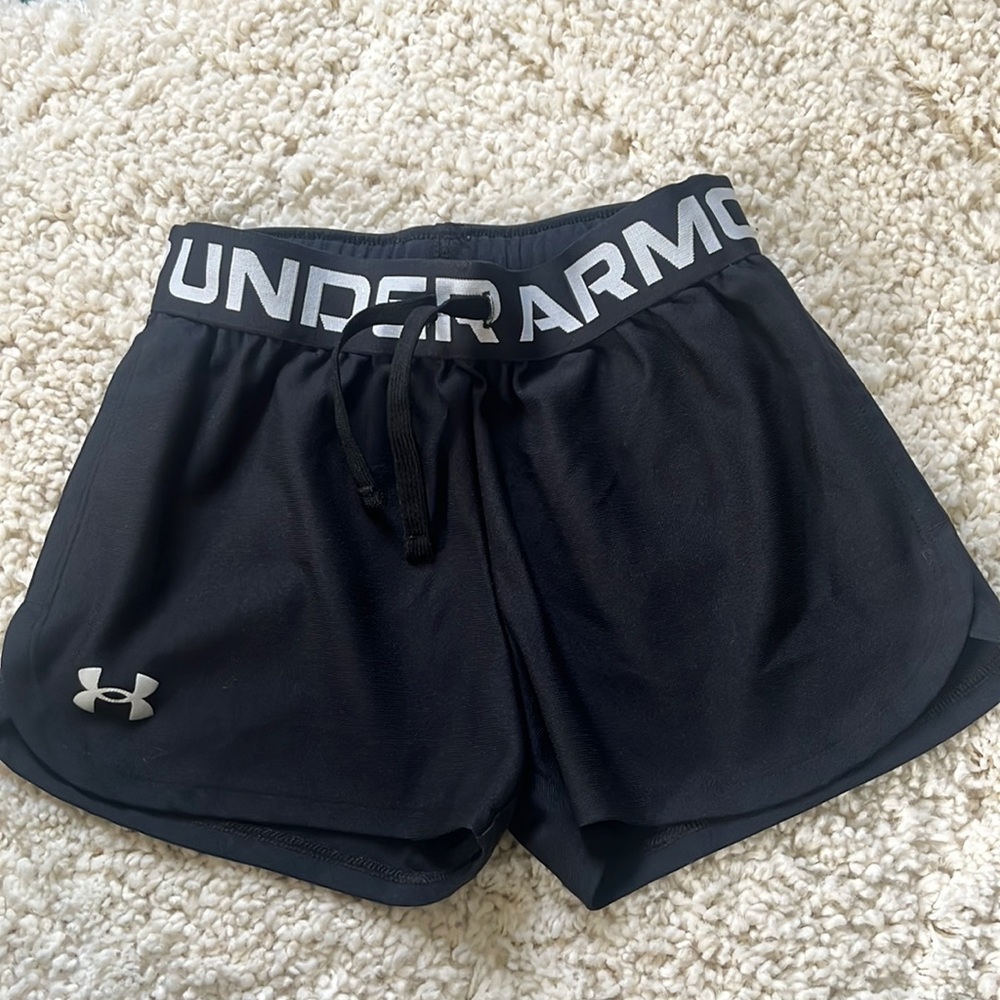 Under Armour girls shorts